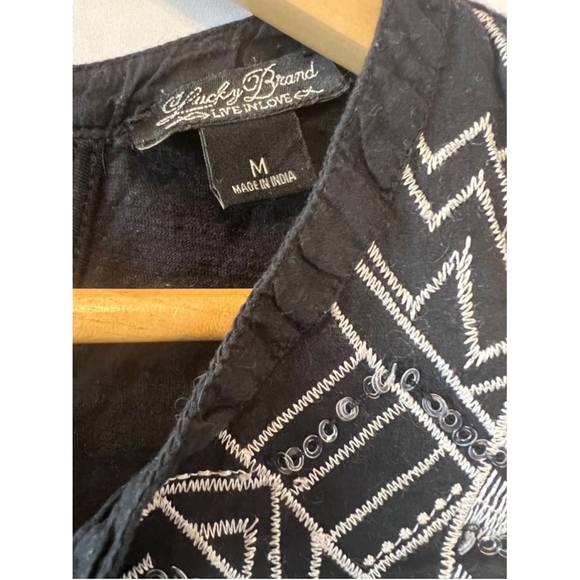 LUCKY BRAND Black Cotton Embellished Deep V Neck Sleeveless Casual Top M - Picture 7 of 8